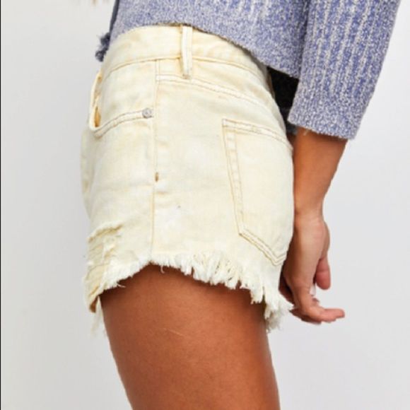 WE THE FREE | Loving Good Vibrations Cutoff Denim Shorts - Picture 4 of 15